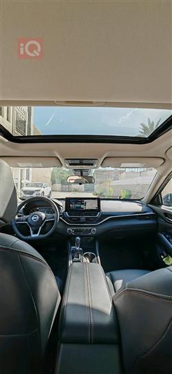 نيسان ألتيما